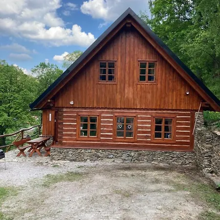 Roubenka U Milanka Chalet *