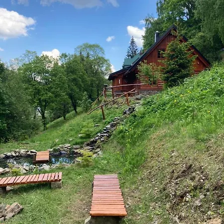 Roubenka U Milanka Chalet *
