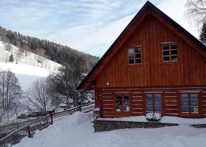 Roubenka U Milanka Chalet *